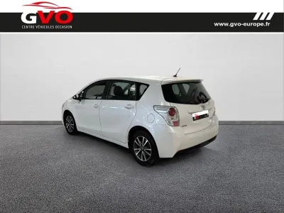 TOYOTA Verso 124 D-4D Business 5 places occasion 2013 - Photo 2