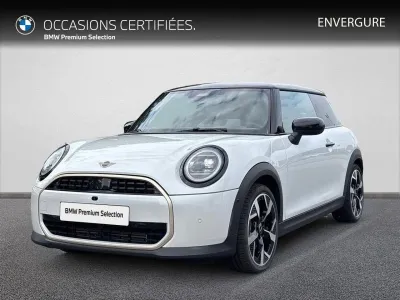 MINI Cooper 3 Portes C 156ch Favoured DKG7 occasion 2024 - Photo 1