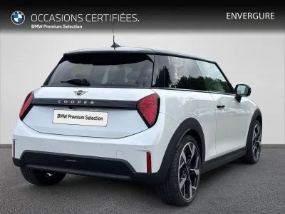 MINI Cooper 3 Portes C 156ch Favoured DKG7 occasion 2024 - Photo 2