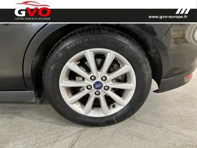 FORD C-MAX 1.0 EcoBoost 125ch Stop&Start Titanium occasion 2016 - Photo 4