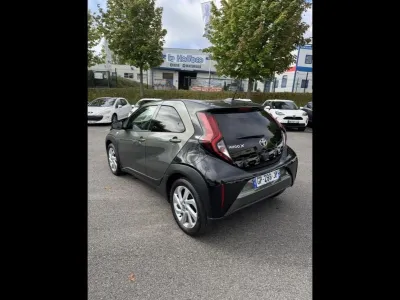 TOYOTA Aygo X 1.0 VVT-i 72ch Design S-CVT occasion 2023 - Photo 2