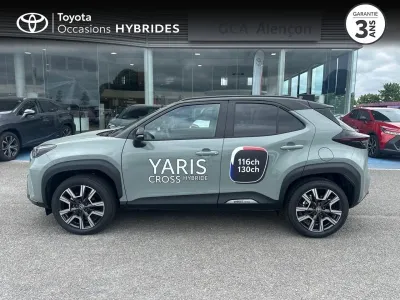 TOYOTA Yaris Cross 130h Trail Pack Techno occasion 2025 - Photo 3