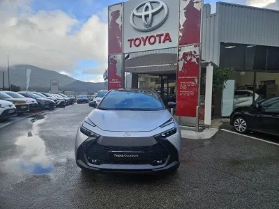 TOYOTA C-HR 1.8 140ch Collection NG23 occasion 2025 - Photo 1