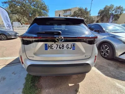 TOYOTA Yaris Cross 130h Collection MC24 occasion 2025 - Photo 4