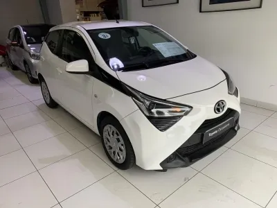 TOYOTA Aygo 1.0 VVT-i 72ch x-play x-shift 5p MY21 occasion 2021 - Photo 4