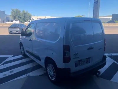 TOYOTA PROACE CITY Medium 130 D-4D Dynamic RC23 occasion 2024 - Photo 4