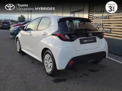 TOYOTA Yaris 116h Dynamic 5p MY22 occasion 2022 - Photo 2