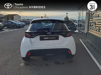 TOYOTA Yaris 116h Dynamic 5p MY22 occasion 2022 - Photo 4