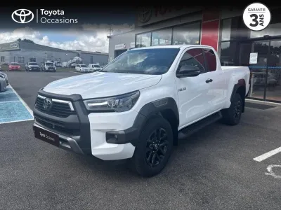 TOYOTA Hilux 2.8 D-4D X-Tra Cabine Invincible 4WD BVA RC23 occasion 2025 - Photo 1
