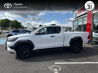 TOYOTA Hilux 2.8 D-4D X-Tra Cabine Invincible 4WD BVA RC23 occasion 2025 - Photo 3