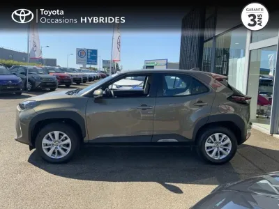 TOYOTA Yaris Cross 116h Dynamic Business + Programme Beyond Zero Academy MY22 occasion 2023 - Photo 3