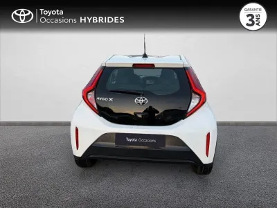 TOYOTA Aygo X 1.0 VVT-i 72ch Dynamic occasion 2022 - Photo 4