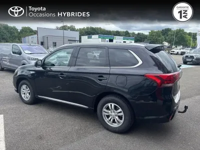 MITSUBISHI Outlander PHEV Twin Motor Invite 4WD Euro6d-T EVAP occasion 2019 - Photo 2