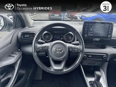 TOYOTA Yaris 116h Design 5p MC24 occasion 2022 - Photo 1