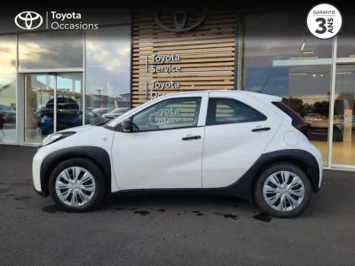 TOYOTA Aygo X 1.0 VVT-i 72ch Dynamic occasion 2022 - Photo 3