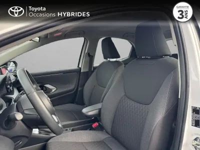 TOYOTA Yaris 116h Dynamic Business 5p + Programme Beyond Zero Academy MY21 occasion 2021 - Photo 3