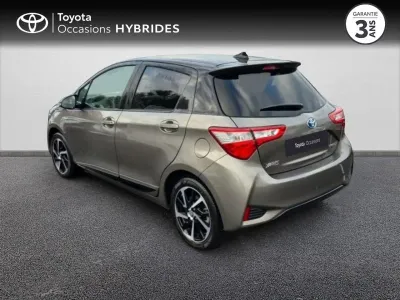 TOYOTA Yaris 100h Collection 5p RC19 occasion 2019 - Photo 2