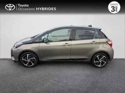 TOYOTA Yaris 100h Collection 5p RC19 occasion 2019 - Photo 3