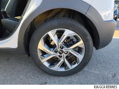 KIA Stonic 1.0 T-GDi 120ch MHEV GT Line occasion 2022 - Photo 4