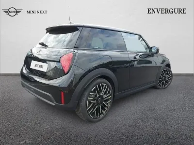 MINI Cooper 3 Portes C 156ch Favoured DKG7 occasion 2024 - Photo 2