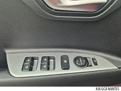 KIA Stonic 1.0 T-GDi 100ch GT Line DCT7 occasion 2025 - Photo 4