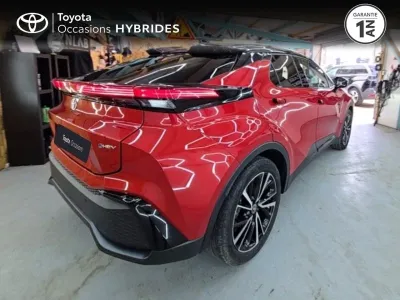 TOYOTA C-HR 1.8 140ch Collection NG23 occasion 2024 - Photo 4