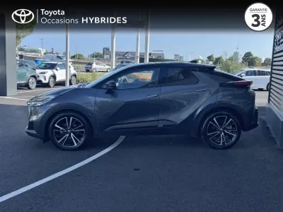 TOYOTA C-HR 1.8 140ch Collection NG23 occasion 2024 - Photo 2