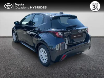 TOYOTA Yaris 116h Dynamic Business 5p + Programme Beyond Zero Academy MY21 occasion 2022 - Photo 2