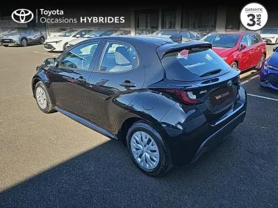 TOYOTA Yaris 116h Dynamic 5p MY22 occasion 2023 - Photo 2