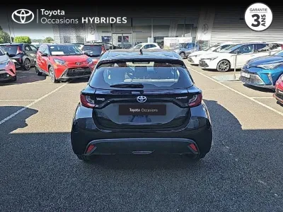 TOYOTA Yaris 116h Dynamic 5p MY22 occasion 2023 - Photo 4