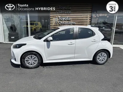 TOYOTA Yaris 116h Dynamic Business 5p + Programme Beyond Zero Academy MY21 occasion 2022 - Photo 3