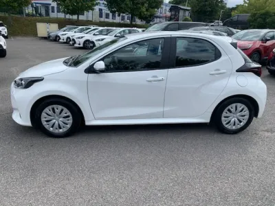 TOYOTA Yaris 116h Dynamic 5p MY22 occasion 2023 - Photo 3