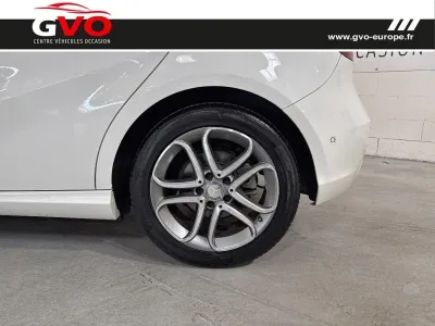 MERCEDES-BENZ Classe A 180 d Inspiration 7G-DCT occasion 2016 - Photo 4