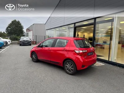 TOYOTA Yaris 100h DynamicConfPlus 5p MY19 occasion 2019 - Photo 2