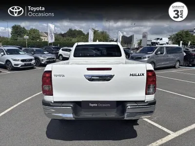 TOYOTA Hilux 2.8 D-4D X-Tra Cabine Légende 4WD BVA RC23 occasion 2025 - Photo 4