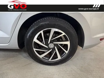 VOLKSWAGEN Touran 1.6 TDI 115ch BlueMotion Technology FAP Connect 7 places occasion 2019 - Photo 4