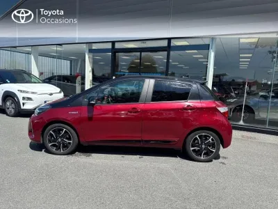 TOYOTA Yaris 100h Collection Zen 5p occasion 2018 - Photo 3
