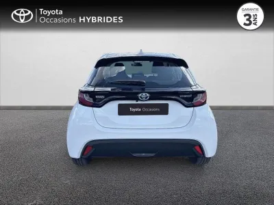 TOYOTA Yaris 116h Dynamic 5p MY22 occasion 2023 - Photo 4
