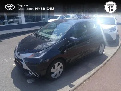 TOYOTA Aygo 1.0 VVT-i 69ch x-play 5p occasion 2016 - Photo 1