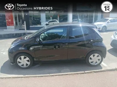 TOYOTA Aygo 1.0 VVT-i 69ch x-play 5p occasion 2016 - Photo 3