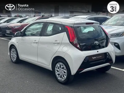TOYOTA Aygo 1.0 VVT-i 72ch x 5p occasion 2020 - Photo 2