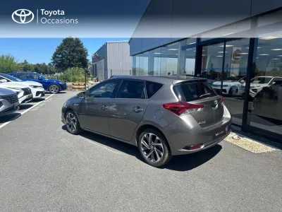 TOYOTA Auris HSD 136h Design occasion 2017 - Photo 2