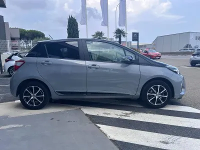 TOYOTA Yaris 110 VVT-i Design CVT 5p occasion 2018 - Photo 4