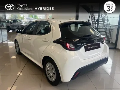 TOYOTA Yaris 116h Dynamic 5p MY22 occasion 2023 - Photo 2
