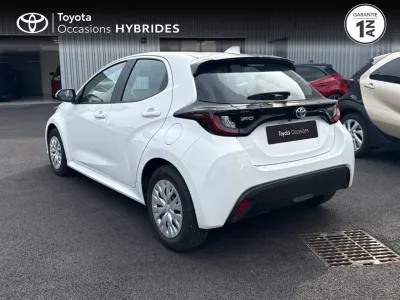 TOYOTA Yaris 116h Dynamic 5p MY22 occasion 2023 - Photo 4