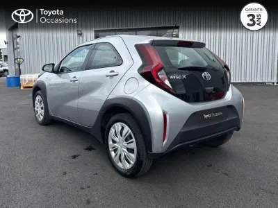 TOYOTA Aygo X 1.0 VVT-i 72ch Dynamic occasion 2022 - Photo 2