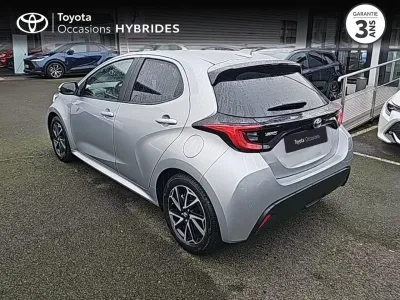 TOYOTA Yaris 116h Design 5p MY22 occasion 2022 - Photo 2