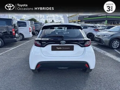 TOYOTA Yaris 116h Dynamic 5p MY22 occasion 2023 - Photo 4