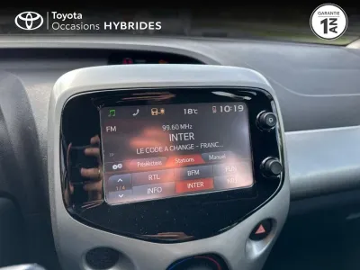 TOYOTA Aygo 1.0 VVT-i 69ch x-play 5p occasion 2016 - Photo 4