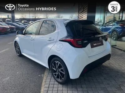 TOYOTA Yaris 116h Design 5p MY22 occasion 2022 - Photo 2